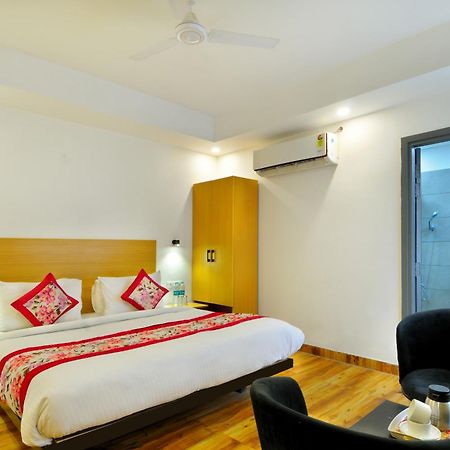 Hotel Emporio Near New Delhi Railway Station Dış mekan fotoğraf