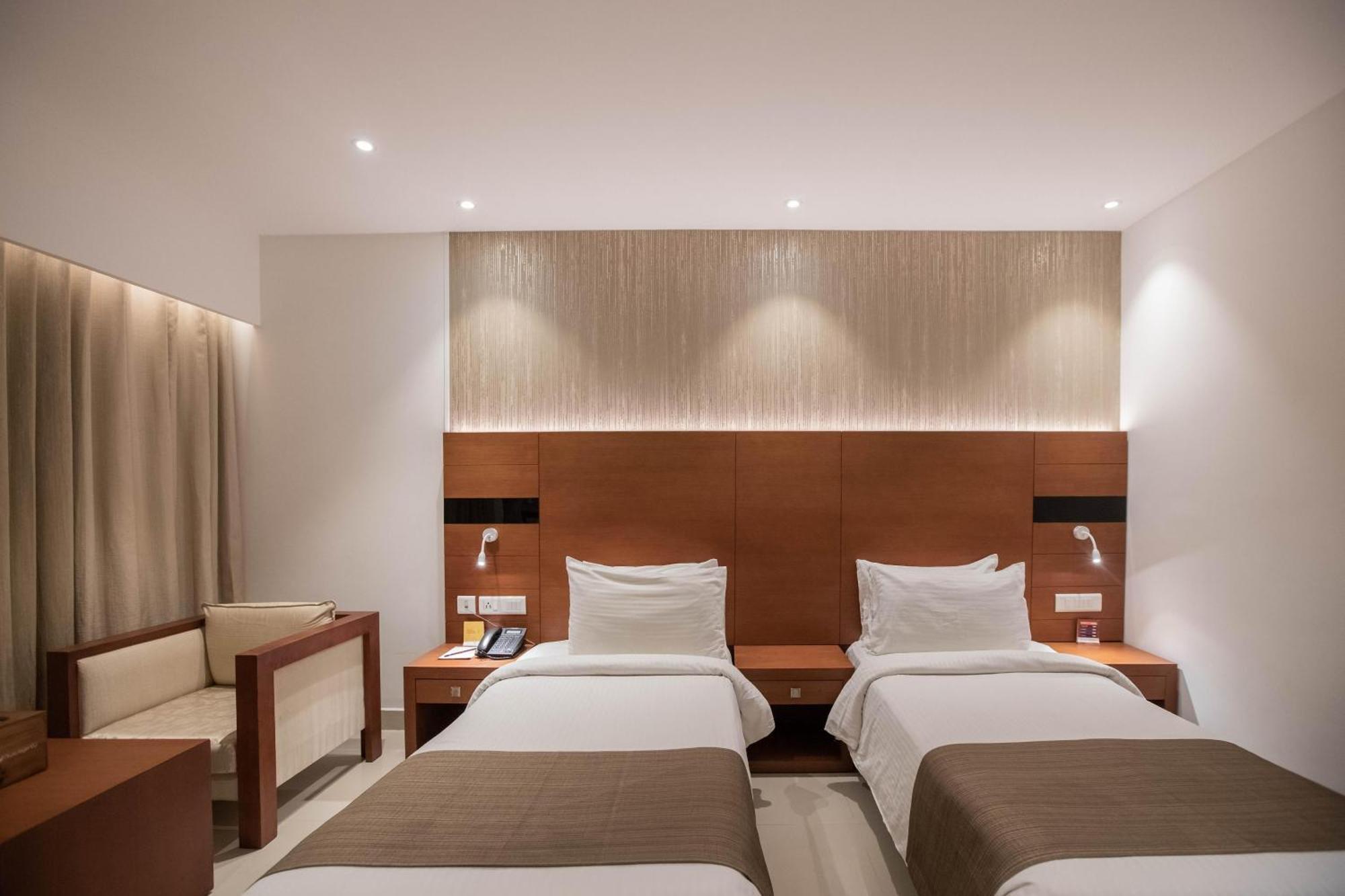 Hotel Emporio Near New Delhi Railway Station Dış mekan fotoğraf