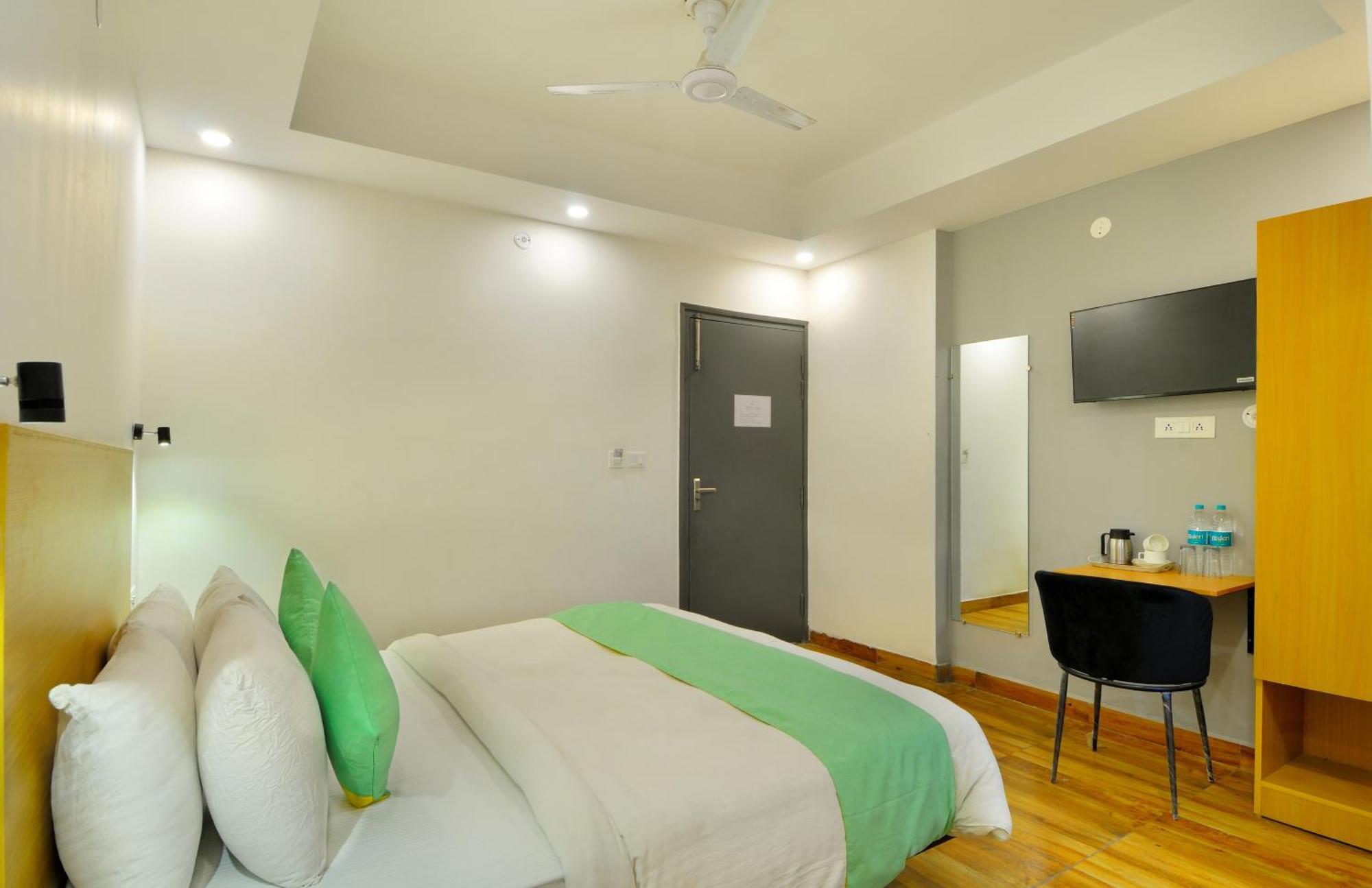Hotel Emporio Near New Delhi Railway Station Dış mekan fotoğraf