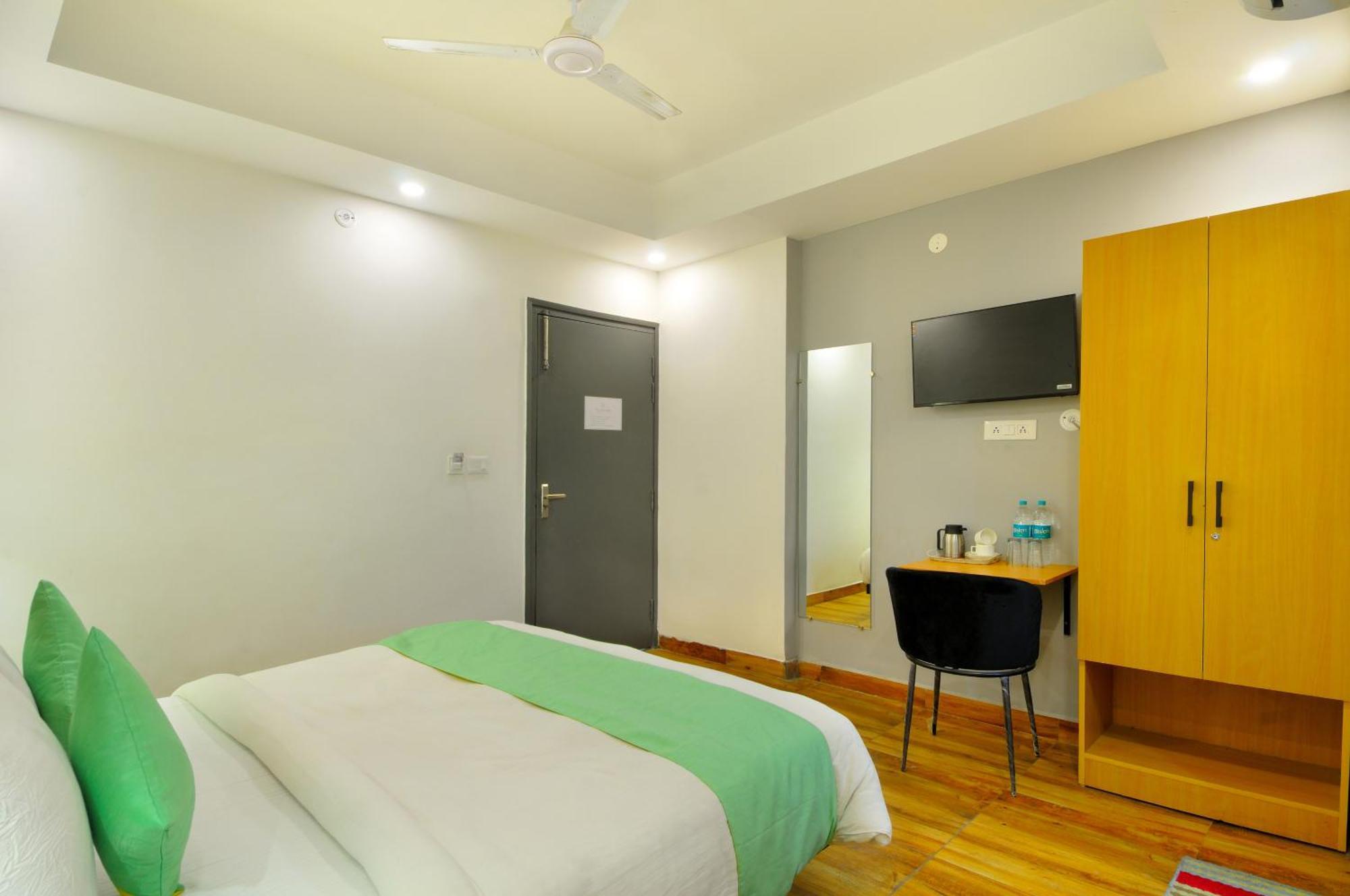 Hotel Emporio Near New Delhi Railway Station Dış mekan fotoğraf