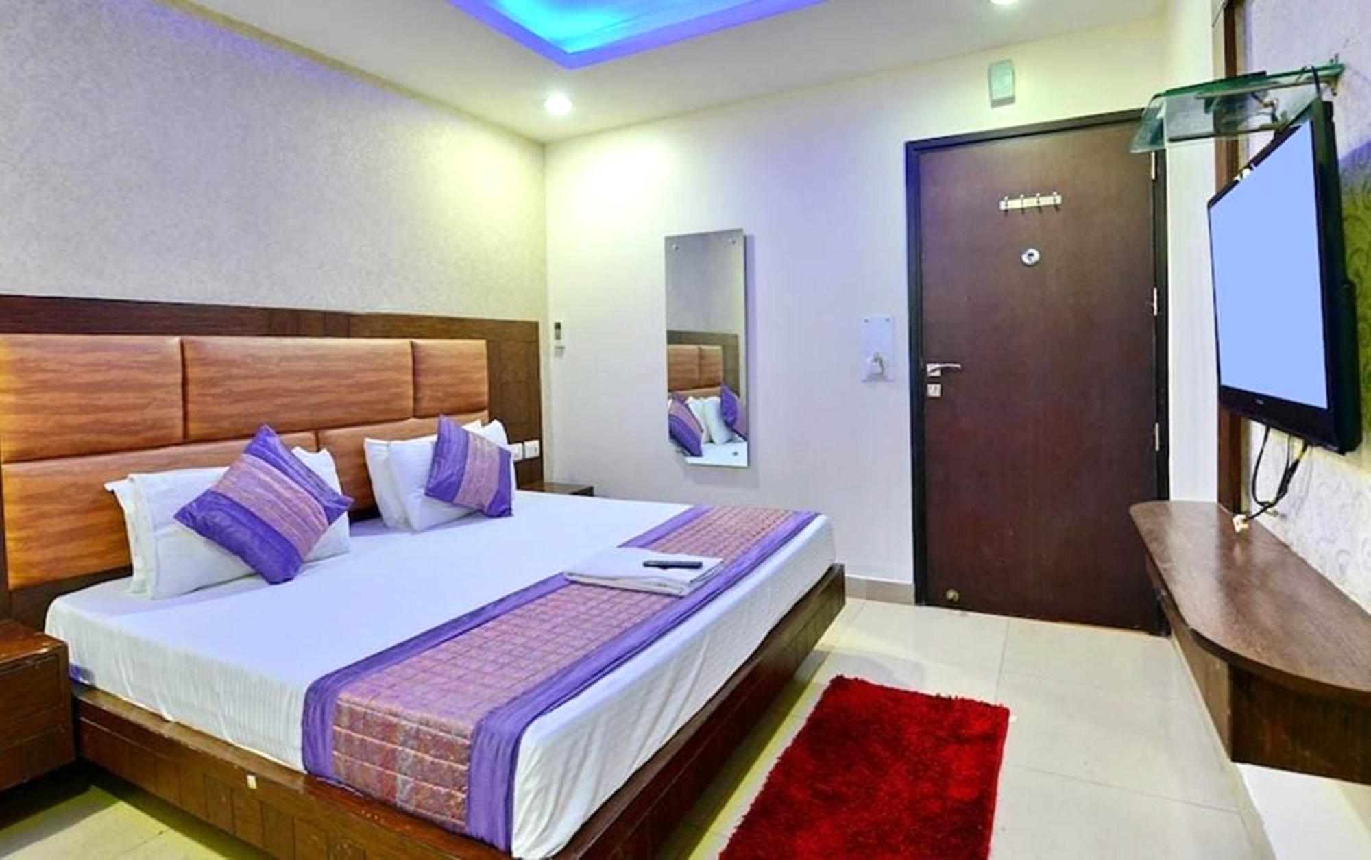 Hotel Emporio Near New Delhi Railway Station Dış mekan fotoğraf