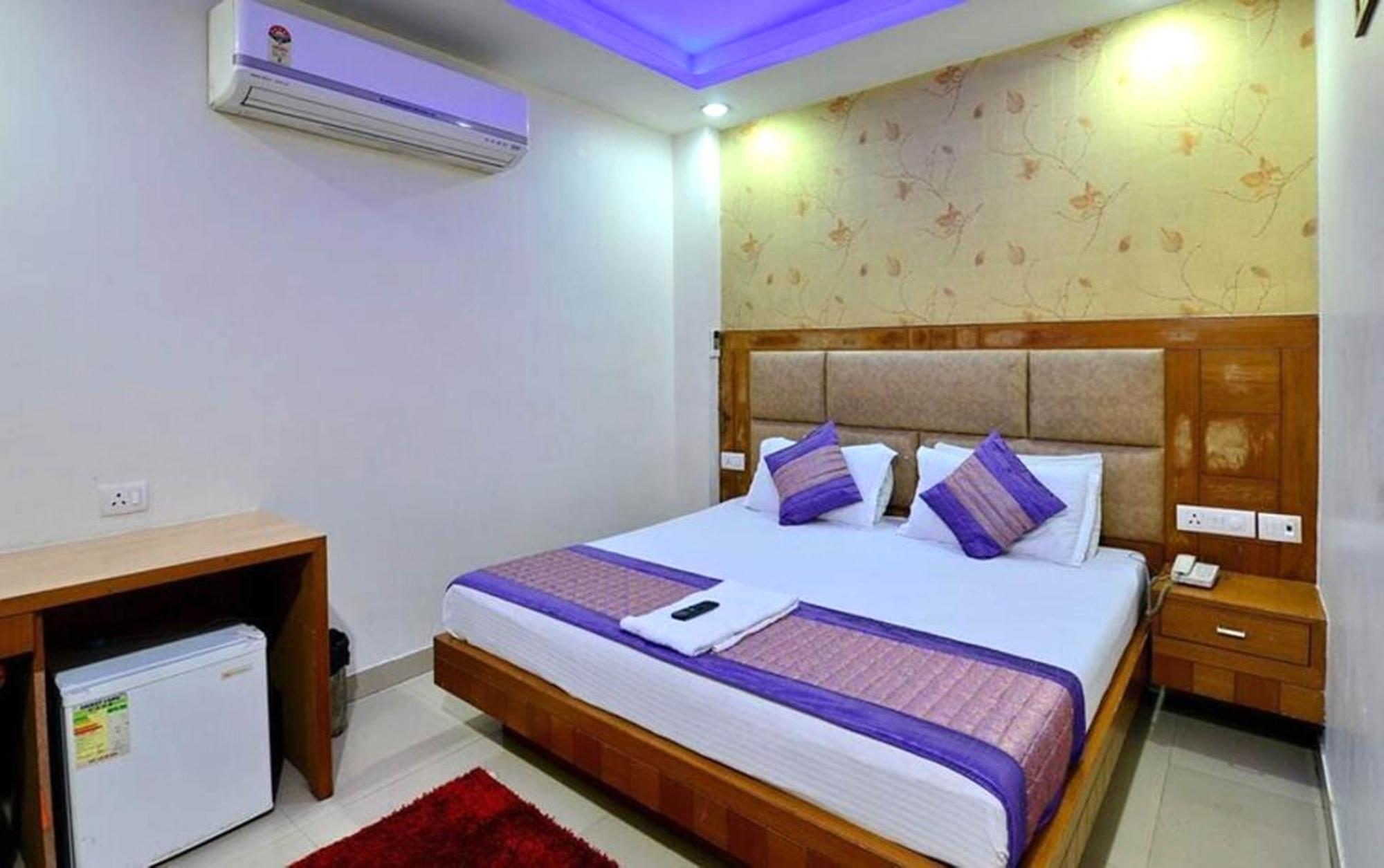 Hotel Emporio Near New Delhi Railway Station Dış mekan fotoğraf