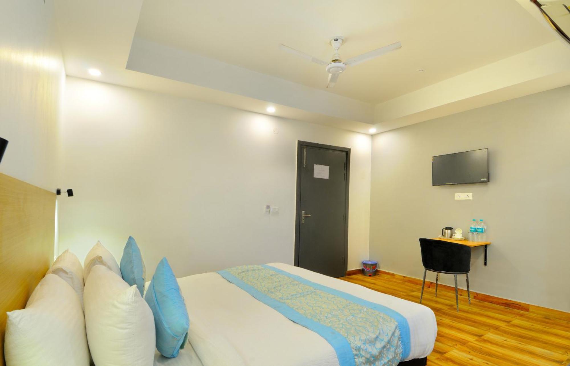 Hotel Emporio Near New Delhi Railway Station Dış mekan fotoğraf