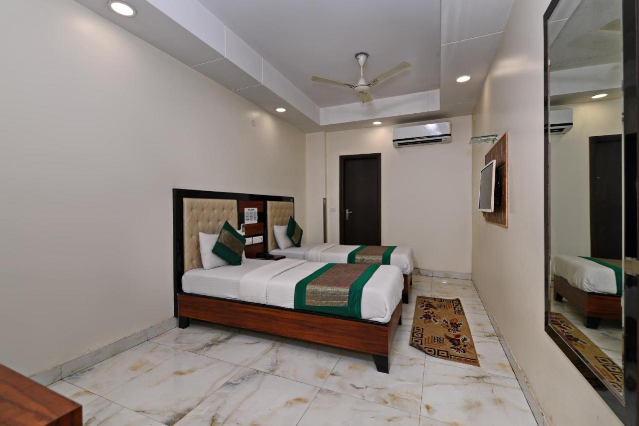 Hotel Emporio Near New Delhi Railway Station Dış mekan fotoğraf